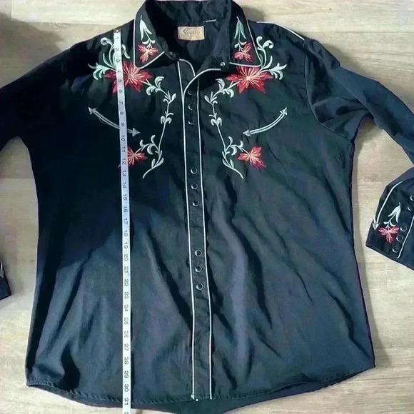 Scully Embroidered Snap Front Long Sleeve Shirt - Picture 4 of 10